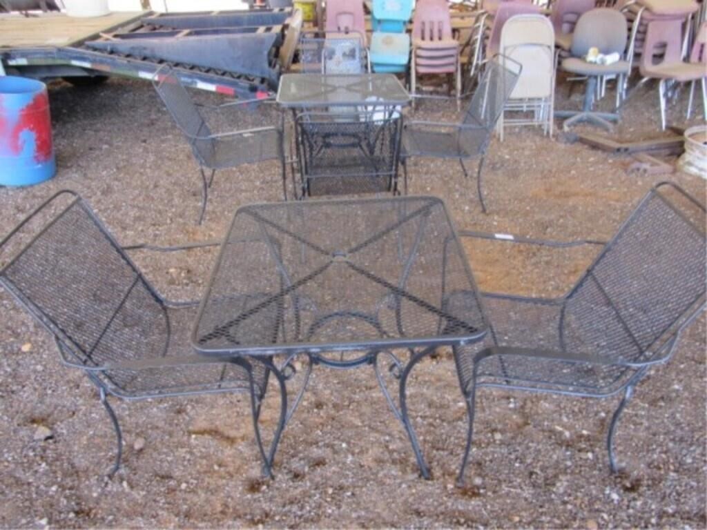 30" wrought iron table and 2 chairs