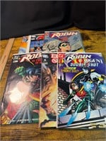 COMICS ROBIN WITH 2 OTHERS