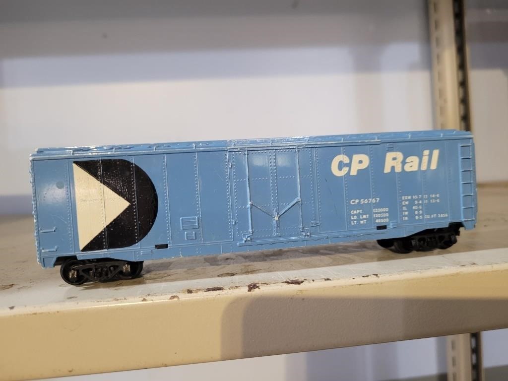 H0 - CP BOX CAR