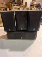 Yamaha stereo speakers