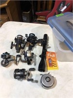 Lot of fishing reels, rod repair kit and tote