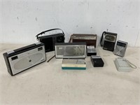 Lot of Small Vintage Radios