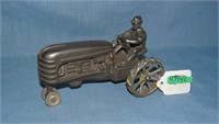Cast iron farm tracktor toy