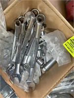 BOX CONTAINING CRAFTSMAN WRENCHES, SOCKETS AND DRI