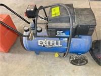 EX-CELL 2 HP 8 GALLON AIR COMPRESSOR