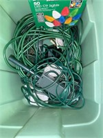 GREEN TOTE WITH EXTENSION CORDS AND LED LIGHTS