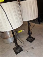 PAIR OF TABLE LAMPS 31 IN TALL