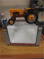 minneapolis moline 4 star toy tractor w/box