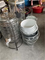 2 DRINK DISPENSERS AND DECORATIVE BUCKETS