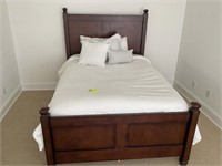 FULL SIZE BED FRAME WITH HEAD AND FOOT BOARD