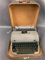 Vintage Remington Quiet-Riter portable typewriter