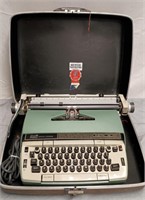 Smith-Corona Electra 120 Electric Type writer