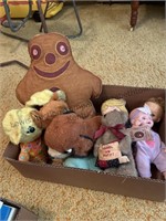 Misc stuffed animal and dolls