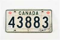 CANADIAN MILITARY LICENSE PLATE