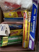Box lot of kitchen items, storage bags, aluminum