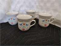 Lot of 4 Vintage Stoneware Tea Cups - Newcor