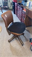 Wheeled office chair