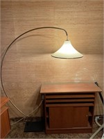 M/C lamp with stand with table
