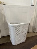 Laundry basket and tote