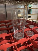 25 Pint Glasses & Dish Rack