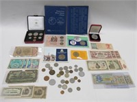 BOX OF FOREIGN COINS & CURRENCY: