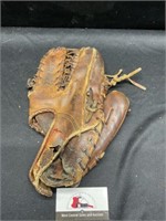 Vintage Rawlings Baseball Glove