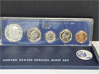 1967 Mint Coin Set w/40% Silver Quarter