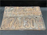 Vintage metal, 1921 Iowa license plates