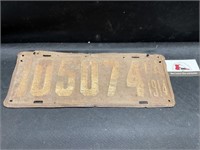 Vintage 1914 Iowa License Plate