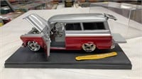 1957 Chevy suburban 1:24 scale