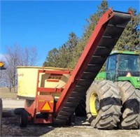 New Holland 390 bale grinder w/operator's manual
