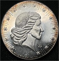 Vintage 1981 World Wide Mint Silver Round
