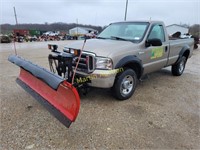 2005 Ford F250 Truck with Snow Plow VUT  R1