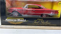 AMERICAN MUSCLE 1960 FORD STARLINER 1/18 scale