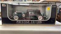 1934 PACKARD 1/18 scale