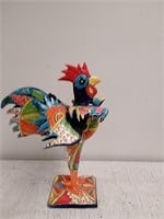Decorative rooster statue