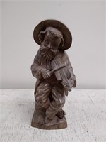 Decorative fiddle player figurine