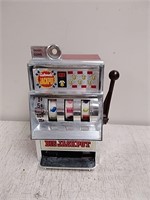 Toy slot machine