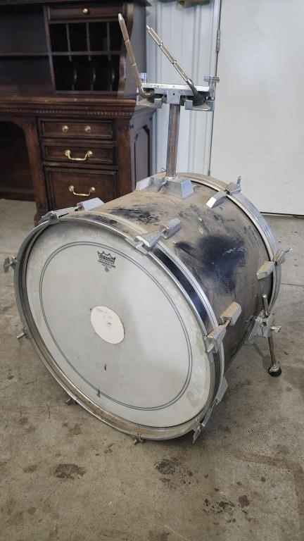 Remo Weather King Bass drum