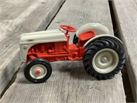 1/16 Ford NA Tractor