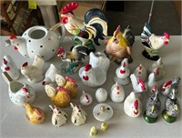 D - LOT OF CHICKEN / ROOSTER COLLECTIBLES (G85)