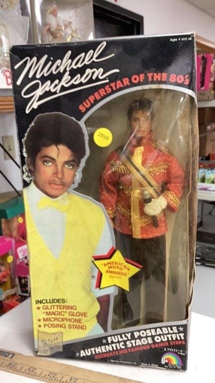 Michael Jackson figure