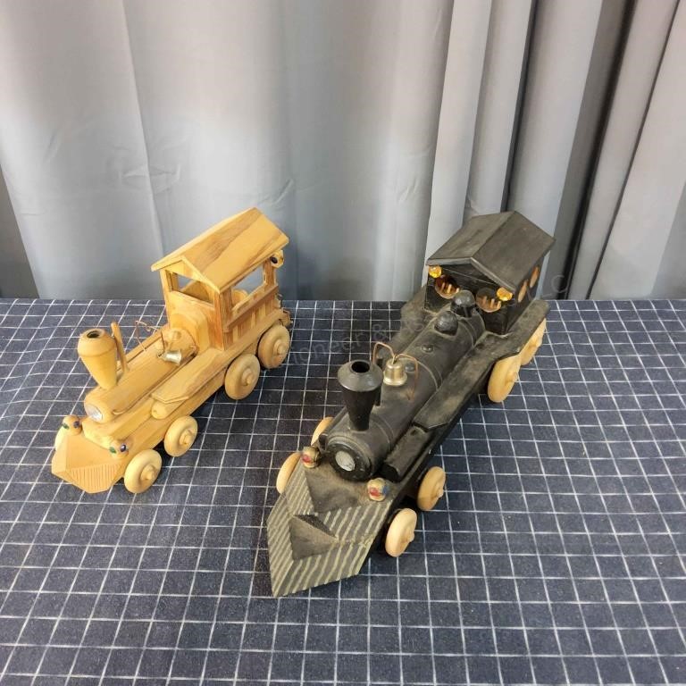 C3 2Pc Wooden Trains 12 - 19 inches long