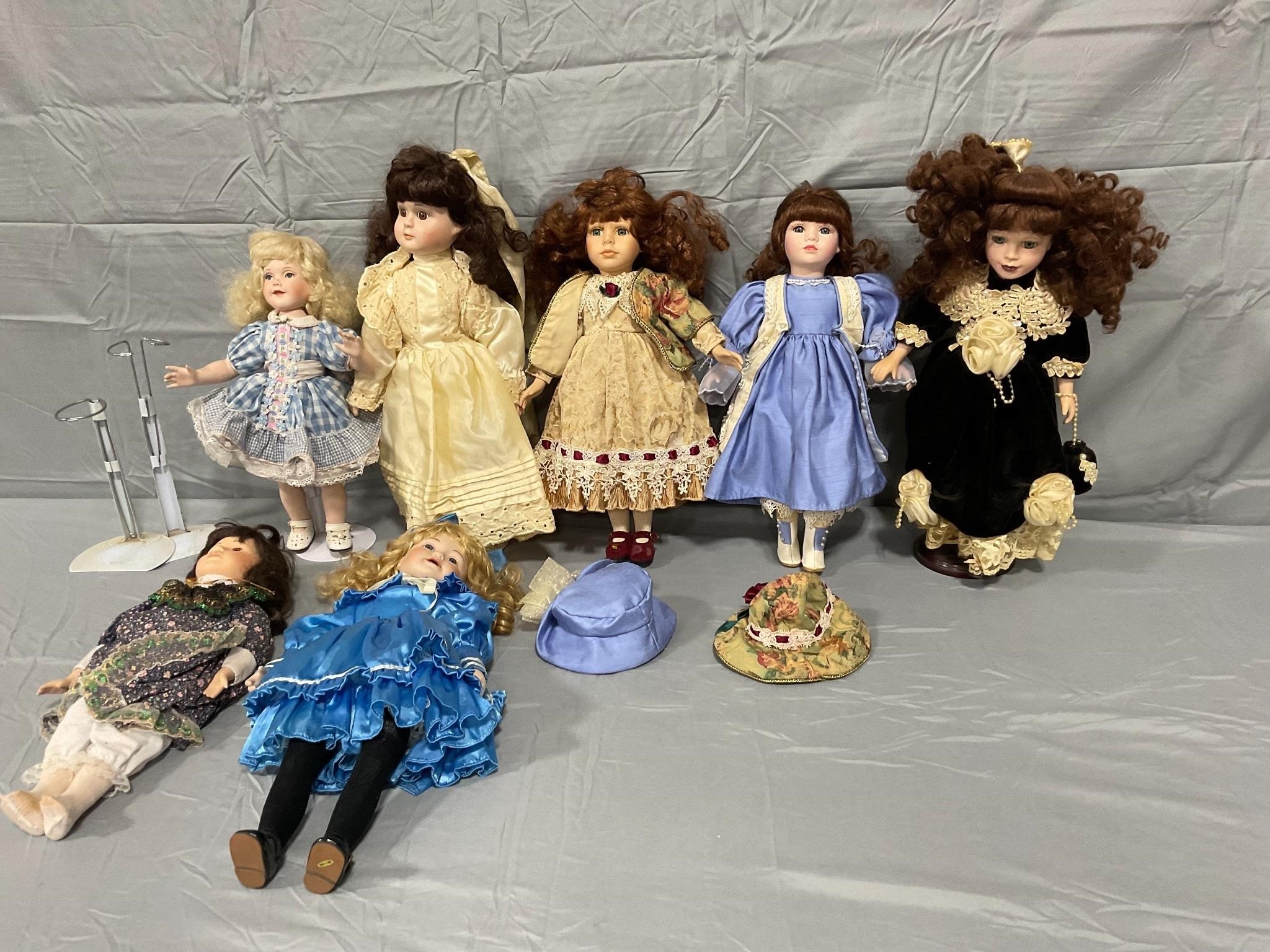 Mixed Lot of Dolls