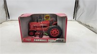 Farmall 300 Tractor 1/16 and 1/64