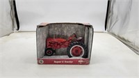 Farmall Super C Tractor 1/16