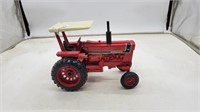 International 1066 ROPS Tractor 1/16