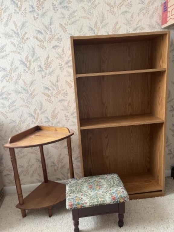 Wooden 4 Tier Bookshelf 10”x 2’1”x 4’ , Corner