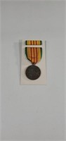 Replica US Armed Forces Vietnam Service Medal Set