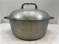 WAGNER WARE ALUMINUM MAGNALITE STOCK POT WITH LID
